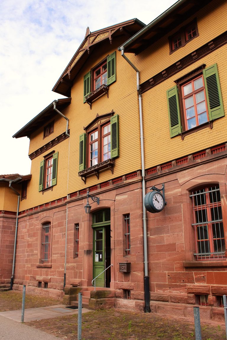 bahnhof weissenstein pforzheim 768x1152