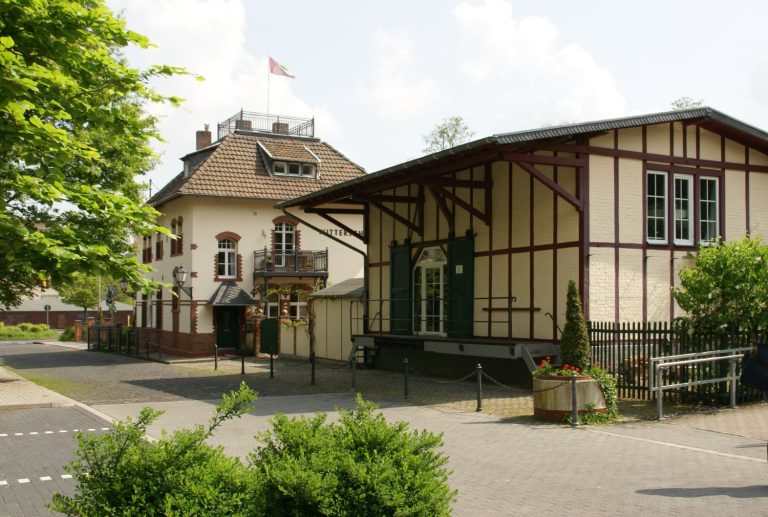 bahnhof witterschlick 768x517