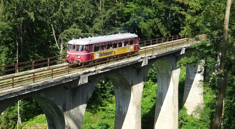 chiemgauer lokalbahn amerang 768x421