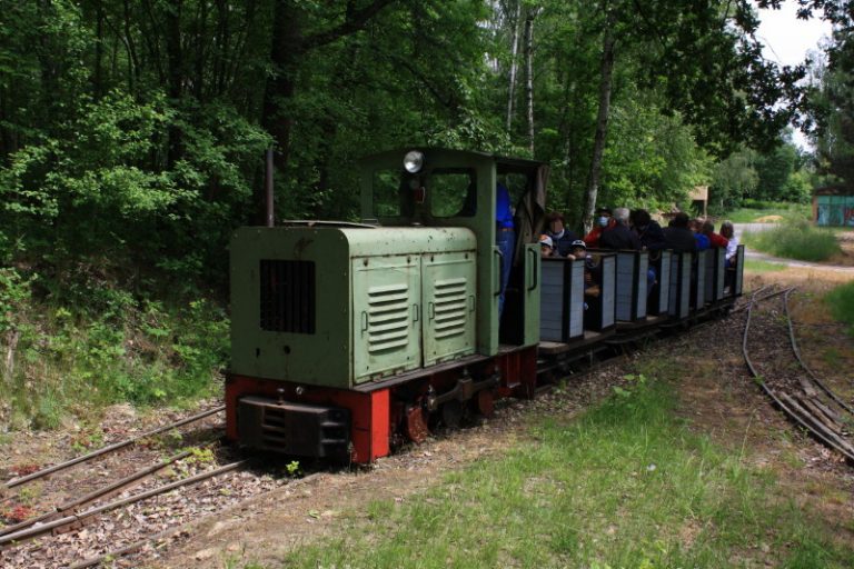 feldbahnschauanlage glossen 768x512