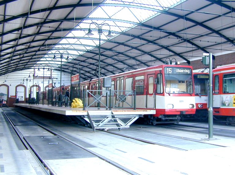 strassenbahnmuseum thielenbruch halle 768x572